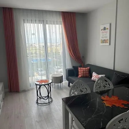 Havalimani Ve Avm Yakini Havuzlu Lux1+1 Ozel Fiyat Appartamento